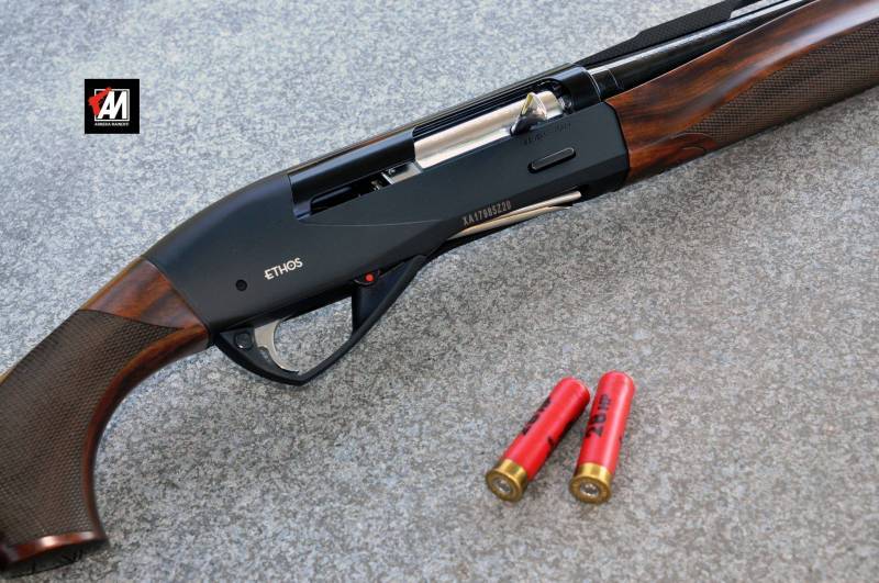 BENELLI MOD. RAFFAELLO CAL.28 BLACK ADVANCED IMPACT CANNA CM. 65 STROZZ. INT. · foto 1 di 1