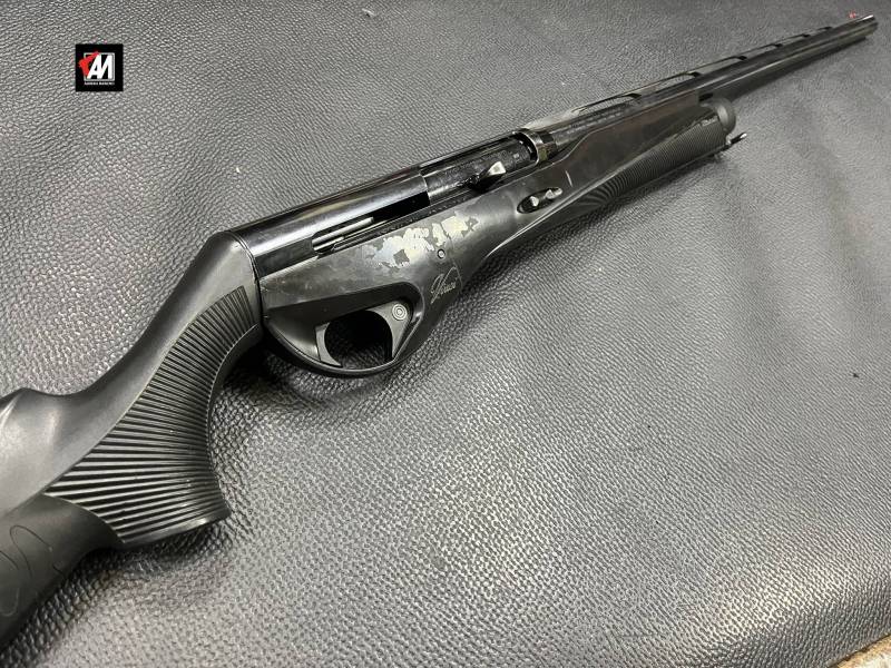 BENELLI MOD. VINCI BLACK CAL.12 CANNA CM. 70 STROZZ. INT. · foto 1 di 1