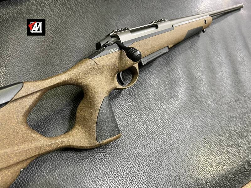 SAKO MOD. S20 CHERAKOTE BROWN CAL. 300 WIN.MAG. CANNA CM. 61 FLUTED SCANALATA · foto 1 di 1