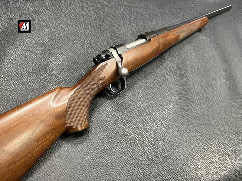 RUGER MOD. M77 INOX CAL. 243 WIN CANNA CM. 56 PROFILO LEGGERO BRUNITA · foto 1 di 1