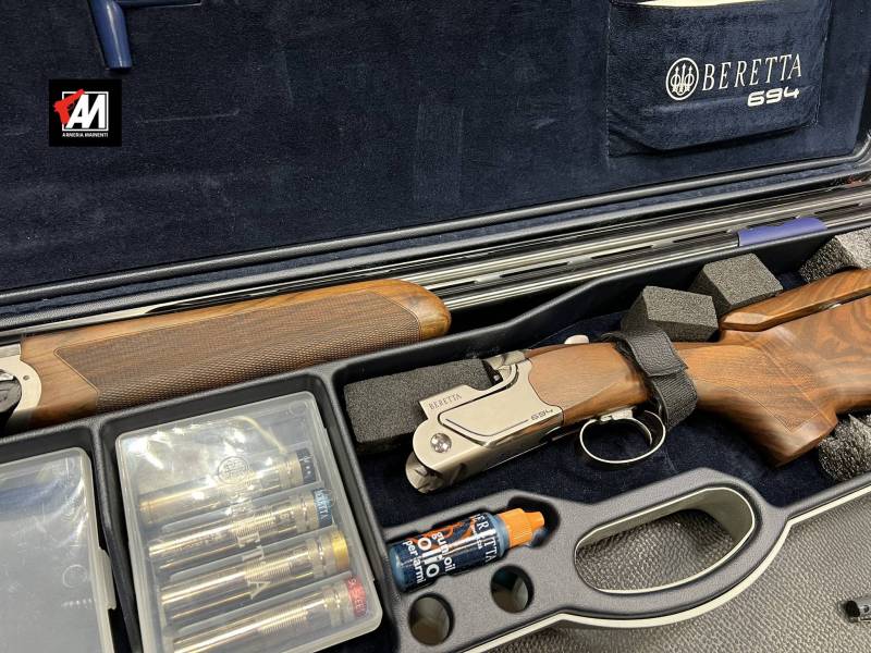 BERETTA MOD. 694 SPORTING CAL.12 CANNE CM. 76 STROZZ. INT. CALCIO BI-FAST