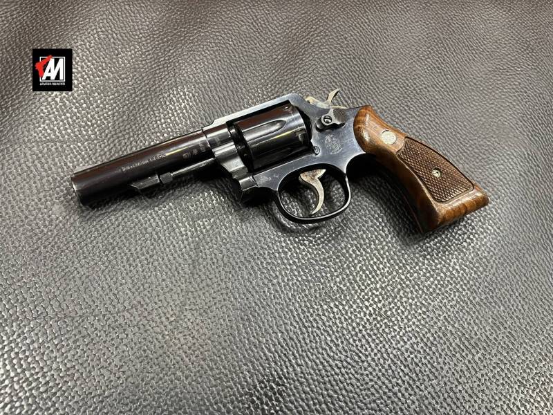 SMITH e WESSON MOD. 10/8 CAL. 38 SPECIAL - 6 COLPI