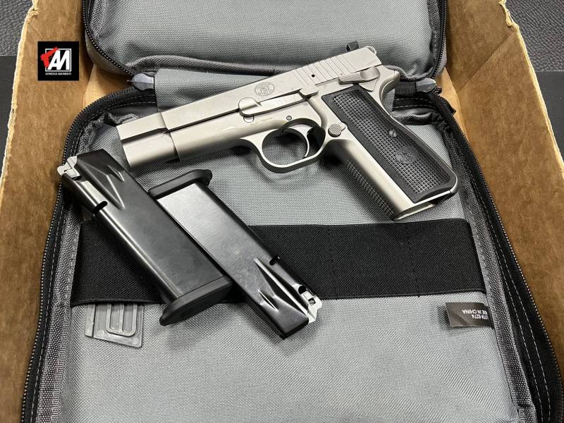 FN HIGH POWER NERA 9X19 PISTOLA SPORTIVA COME NUOVA PERFETTO STATO DA VETRINA