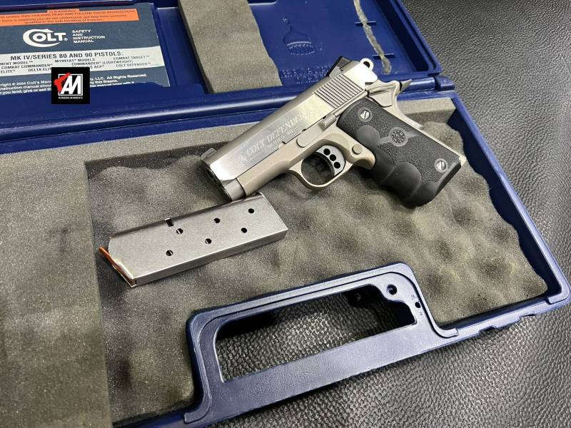 COLT MOD. DEFENDER CAL. 45 ACP + CARIC. SCORTA