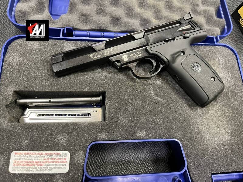 SMITH E WESSON MOD. 22 A1 CAL. 22 L.R CON RAIL SUPERIORE · foto 1 di 1