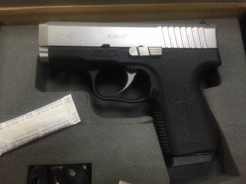 KAHR MOD. CM45 CAL. 45 ACP MONOFILARE BICOLORE · foto 1 di 1