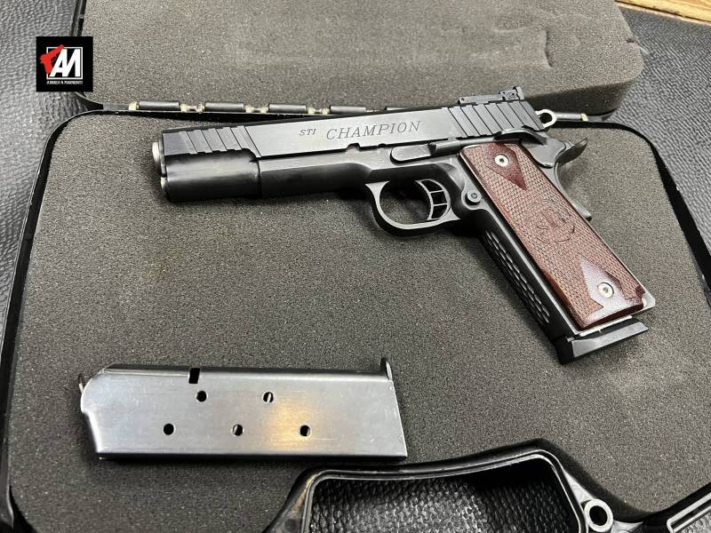 STI MOD. CHAMPION CAL. 45 ACP CANNA 5 POLLICI OTTIMO STATO
