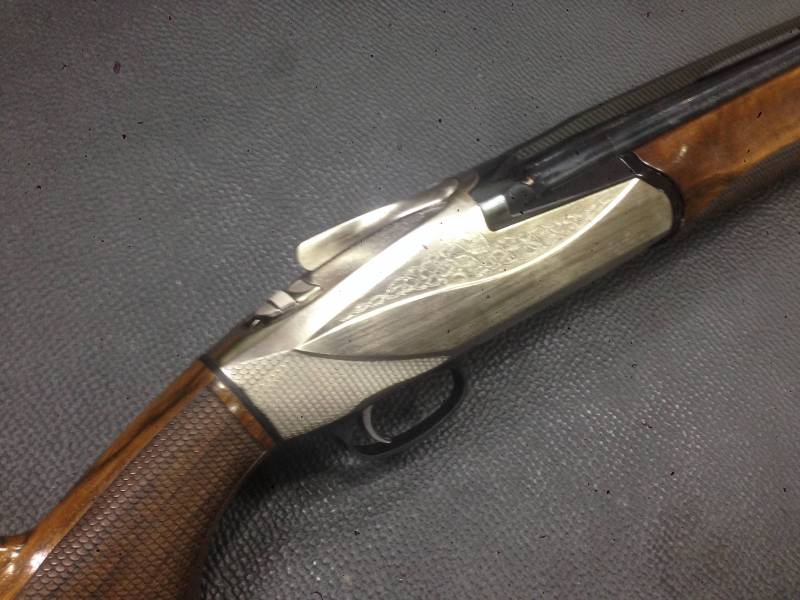 BENELLI MOD. U828 SILVER SOVRAPPOSTO CAL.12 CM. 65 STR. CALCIO 36,5 CM. · foto 1 di 1