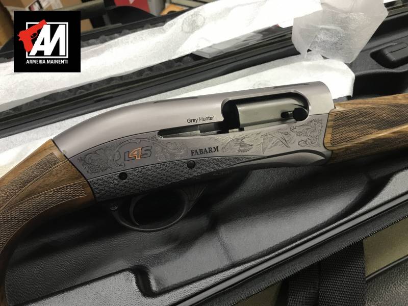 FABARM MOD. LS4 GREY HUNTER DE LUXE CAL.12 CANNA CM. 76 STROZZ. INTERNI TRIBORE · foto 1 di 1