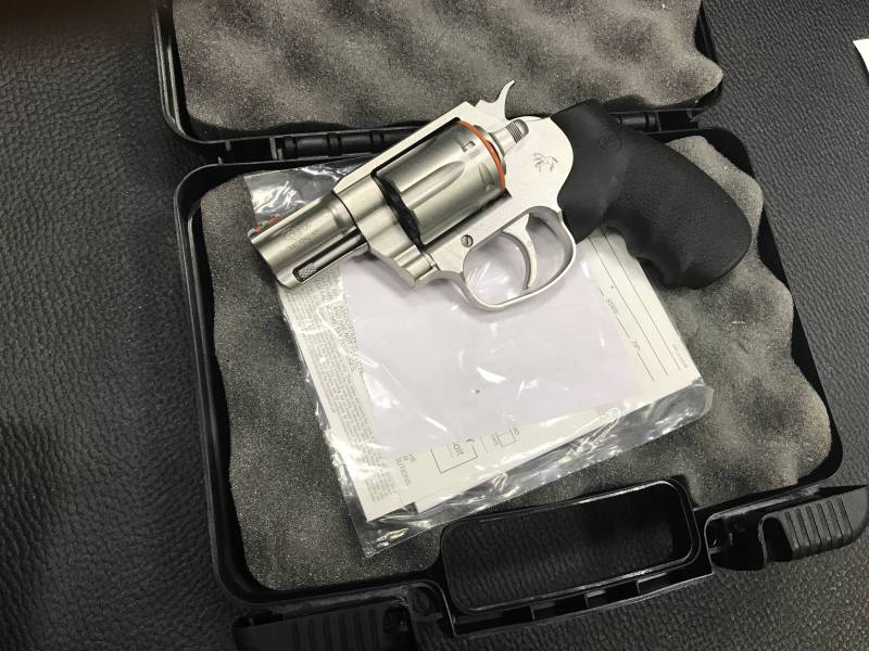 COLT MOD. COBRA INOX CAL. 38 SP. NUOVO MODELLO · foto 1 di 1