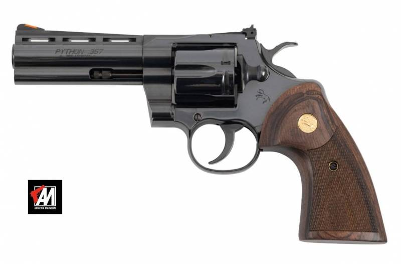 COLT MOD. PYTHON CAL. 357 MAGNUM INOX - 5 POLLICI FINITURA MATTE BLUED LIMITED · foto 1 di 1