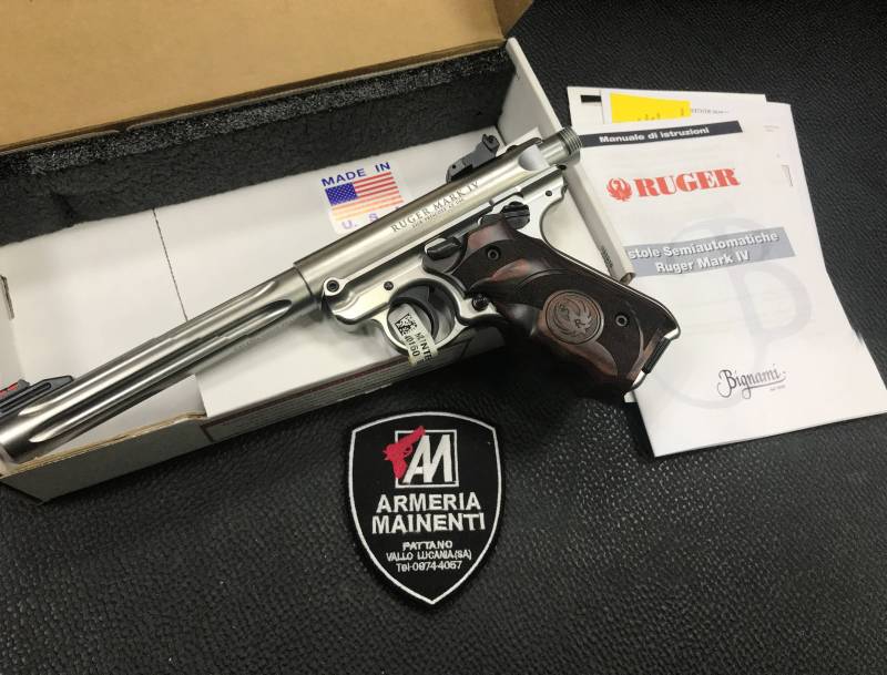RUGER MOD. MARK IV HUNTER SS FLUTED INOX 22 L.R. CANNA 6-7/8 POLLICI · foto 1 di 1