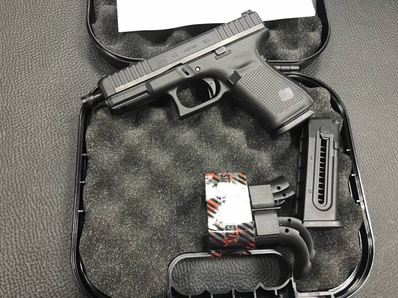 GLOCK MOD. 44 FS FTO CAL. 22 L.R. FILETTATA · foto 1 di 1