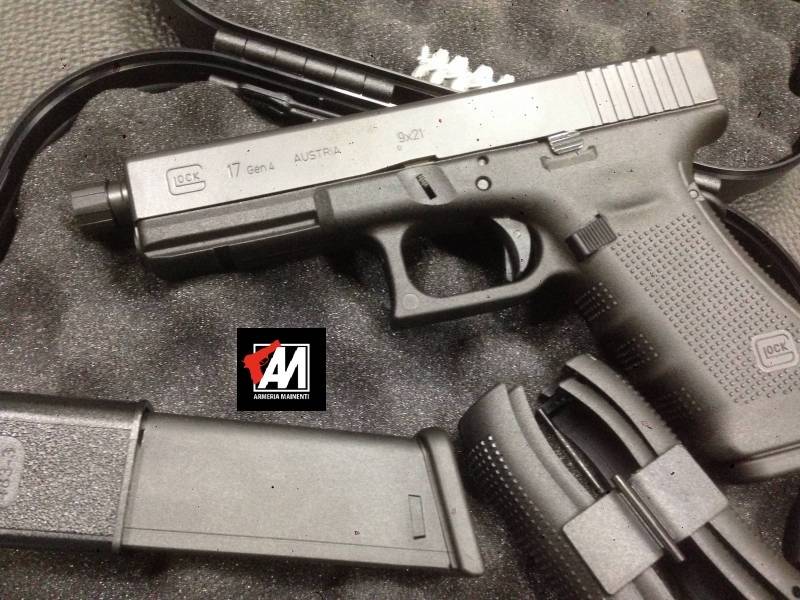 GLOCK MOD. 17 FTO GEN 4 CAL. 9X21 CANNA FILETTATA · foto 1 di 1