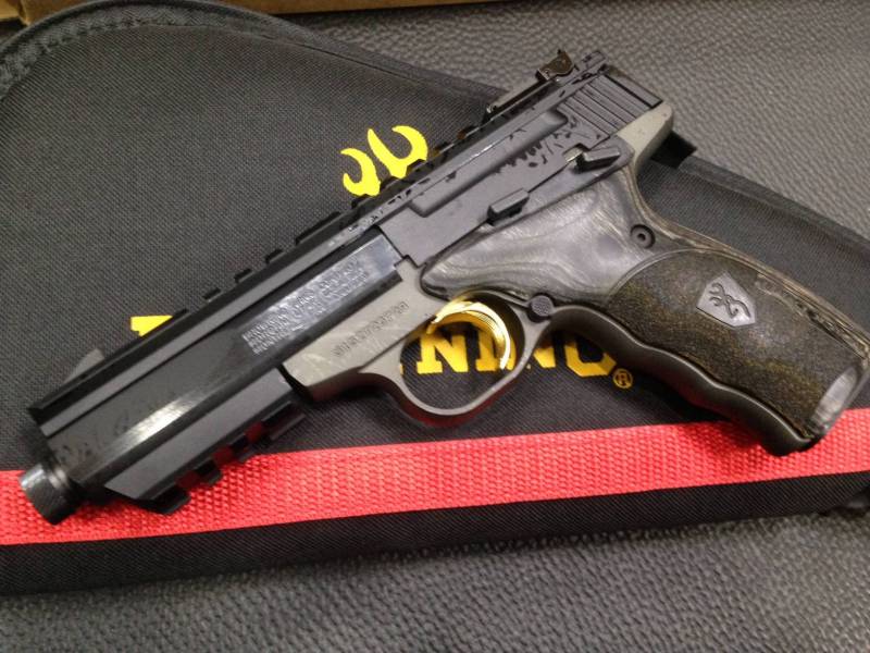 BROWNING BUCKMARK MICRO CNTR BLACK LABEL CAL.22L.R. · foto 1 di 1